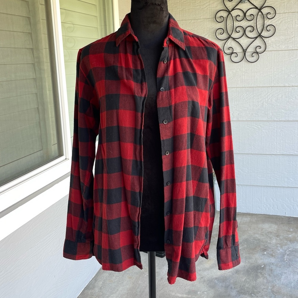Women’s Flannel Button Down Shirt